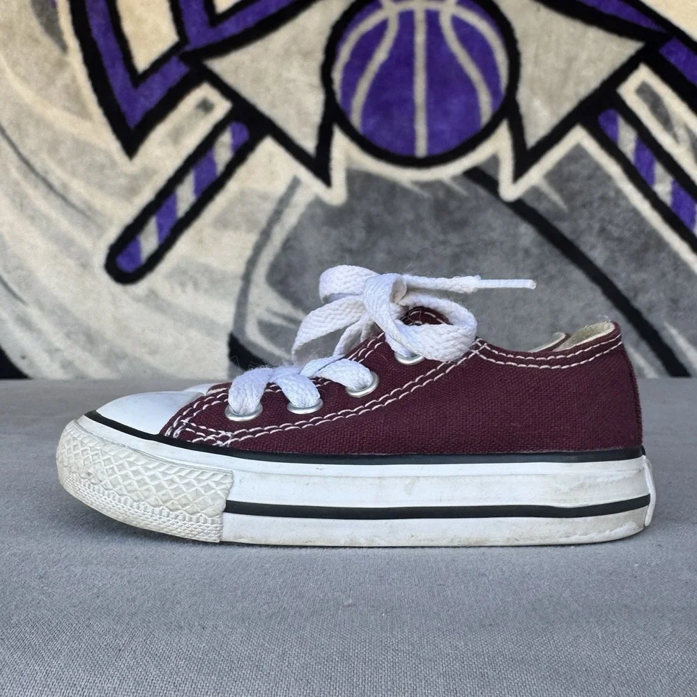 Size 5c - Converse Kids Maroon Color